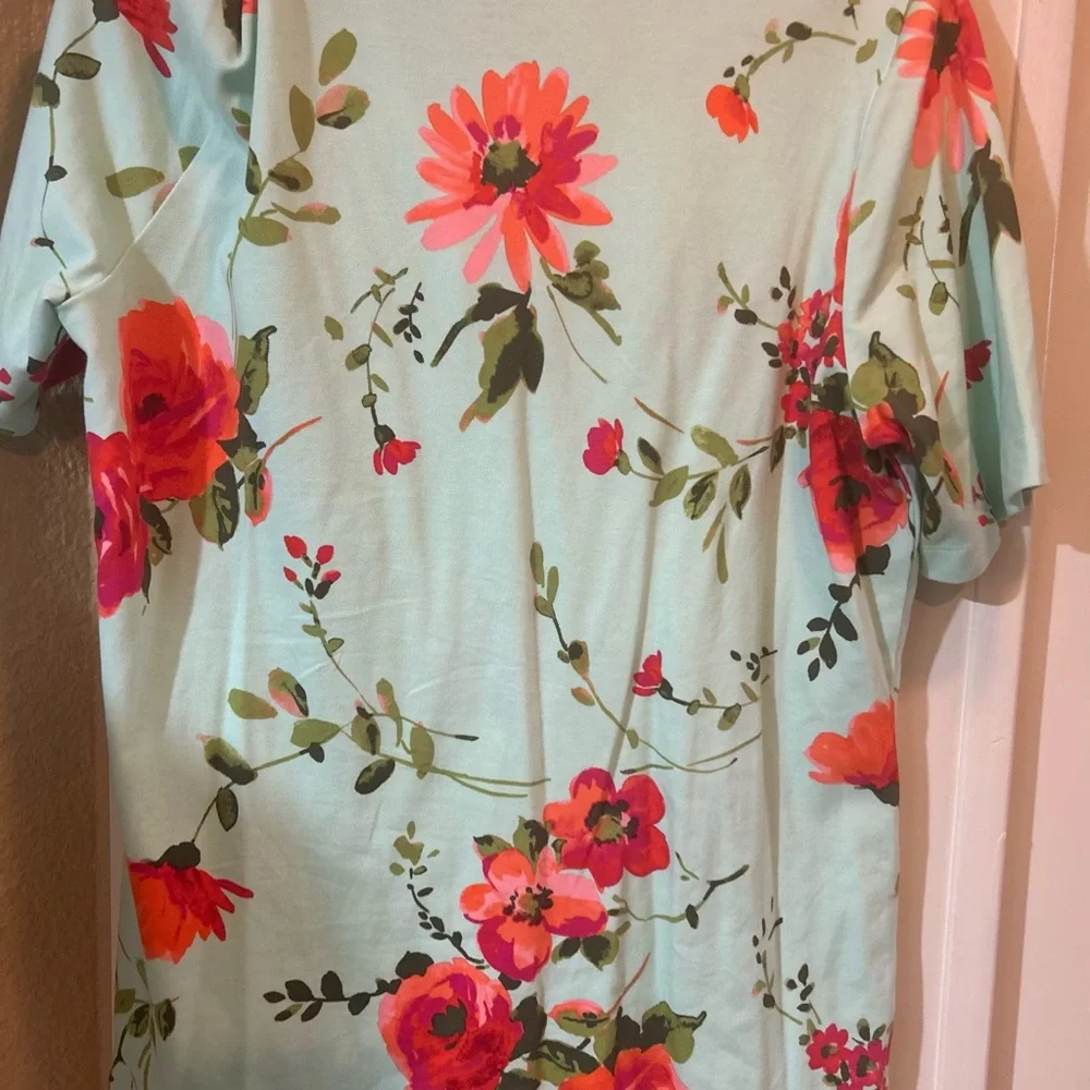 Isaac Mizrahi Floral Button Down Shirt - Mint and red - Picture 3 of 3